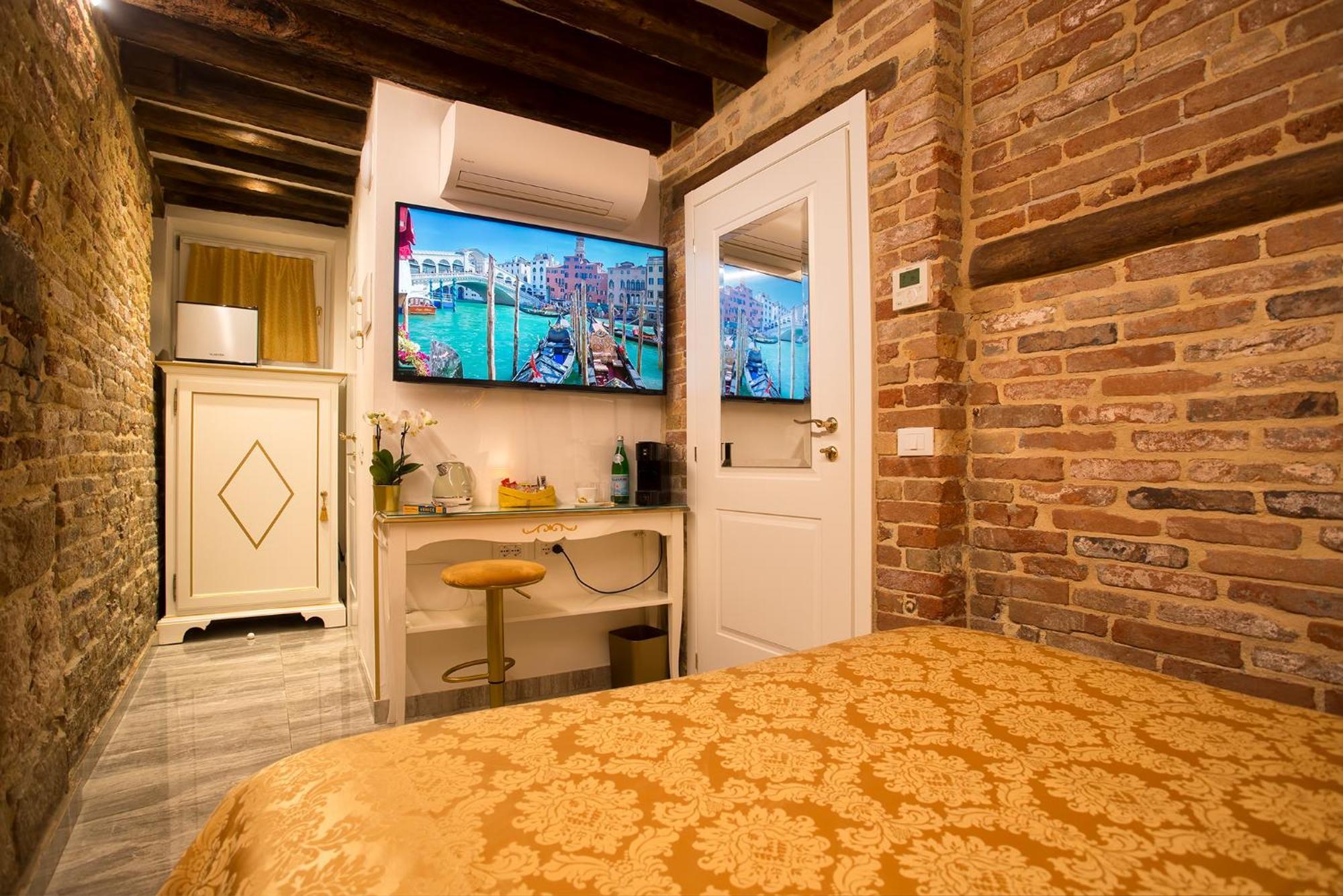 Capatron Otel Venedik Dış mekan fotoğraf